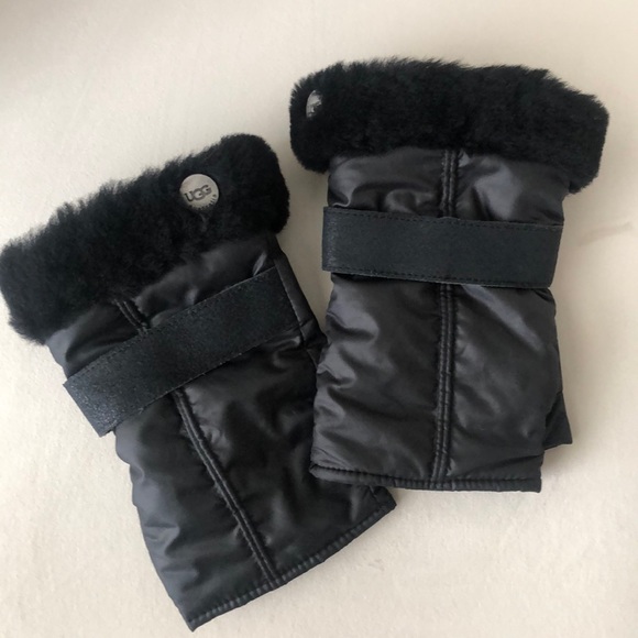 UGG fingerless gloves. black “Snowbyrd” - Picture 1 of 4